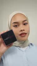 Farah | beauty content creator-famfarah